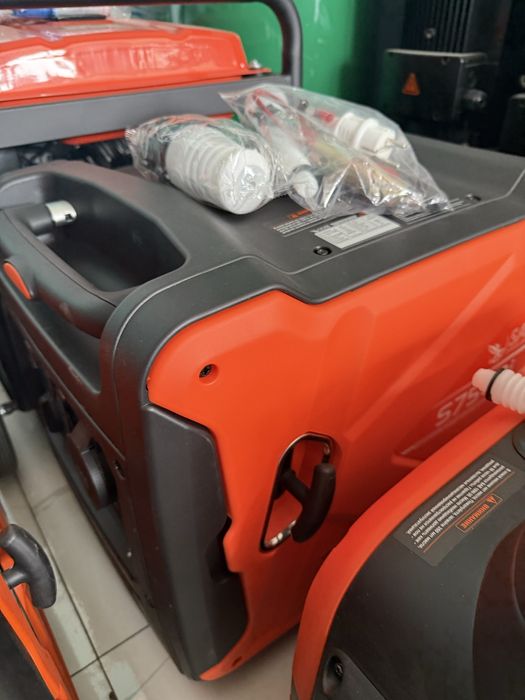 5квт бесшумный инверторли генератор, 220В SAAB generator движок сифат