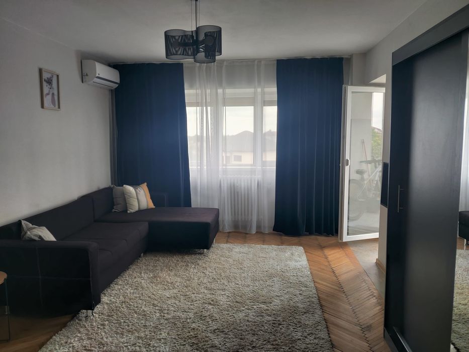 Apartament cu o cameră de închiriat