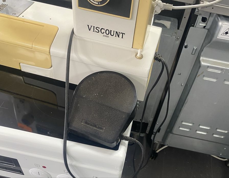 Шевна машина Royal Consul Viscount 2000