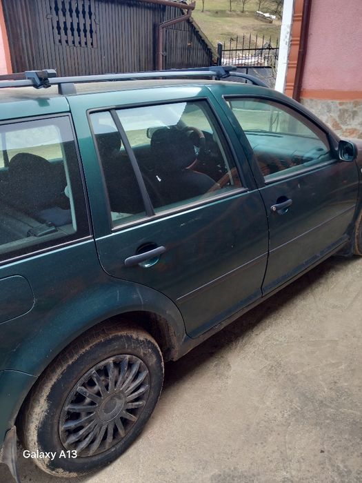 De vanzare volkswagen golf 4