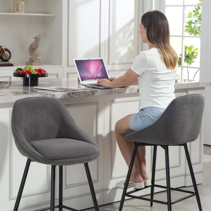 Комплект от два бар стола