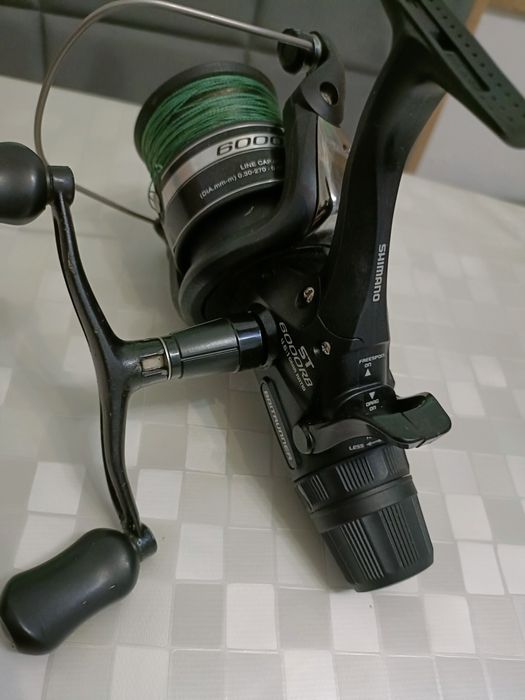 Mulineta Shimano Baitrunner RB