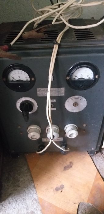 Зарядно за акумолатор