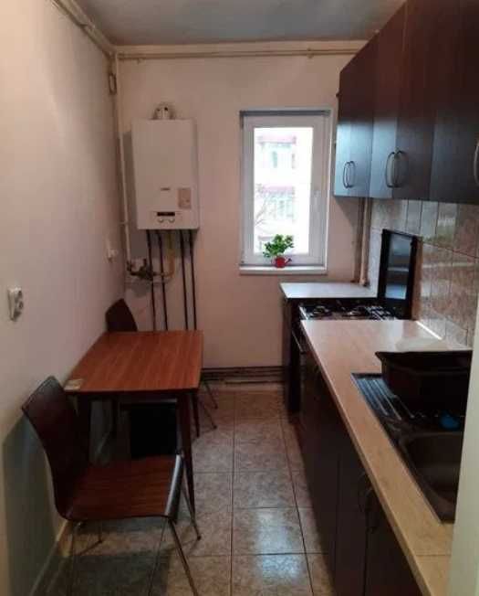 Дава се под наем Двустаен апартамент в Пловдив, Изгрев - 50 кв.м за 219.3 € - Снимка #3