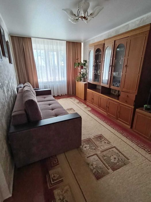 Продам трёхкомнатную квартиру