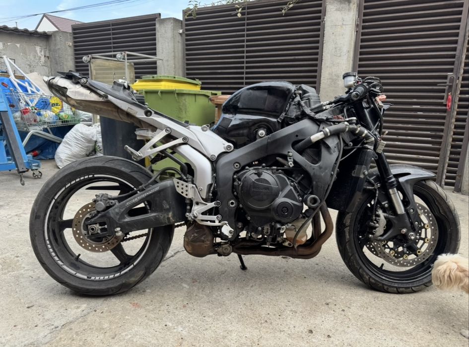 Dezmembrez Honda CBR600RR PC40 2007