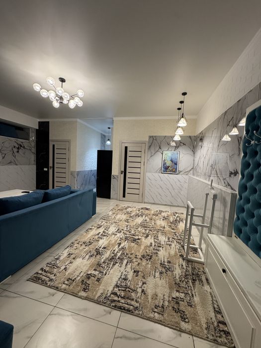 Зудлик билан 50кв 2хона Студияли квартирамиз сотилади адрес:Вокзал