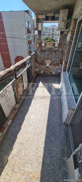 Продава се Тристаен апартамент в Пловдив, Кючук Париж - 105 кв.м за 1048 €/кв.м - Снимка #12