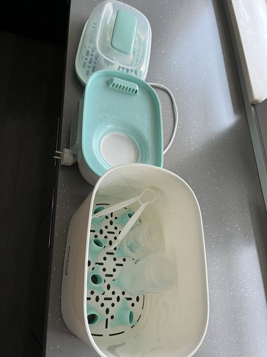 Стерилизатор за шишета