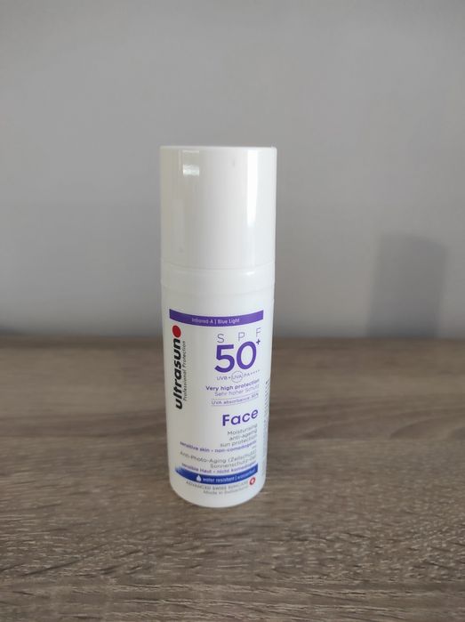 Дневен хидратиращ крем SPF 50