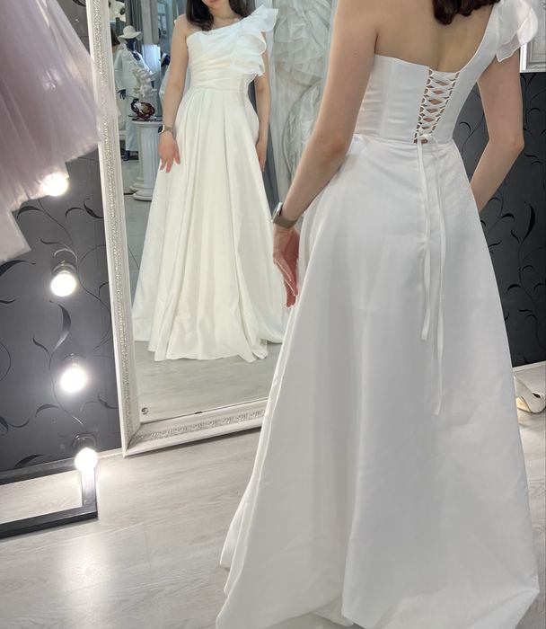 Продам свадебное платье