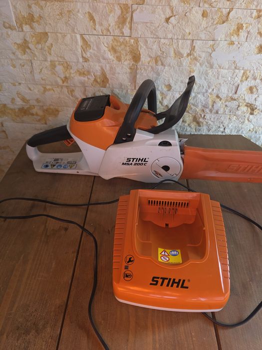 Electrofierastrau Stihl MSA 200C