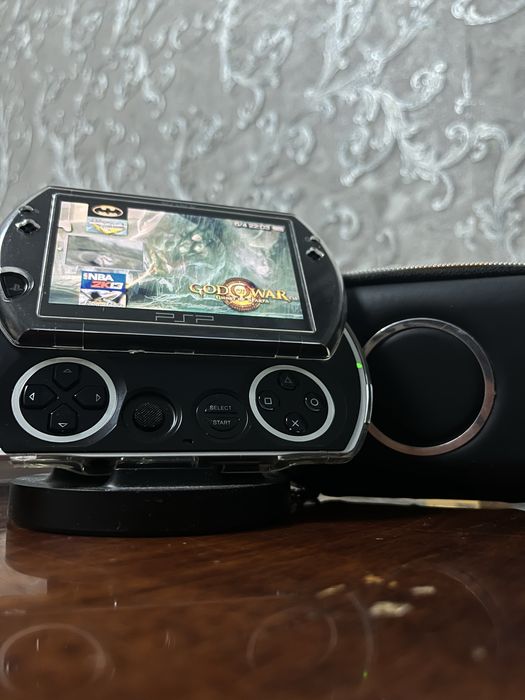 Продам Sony psp go n1000