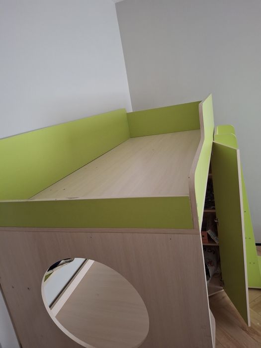 Продам бу двухэтажную кровать