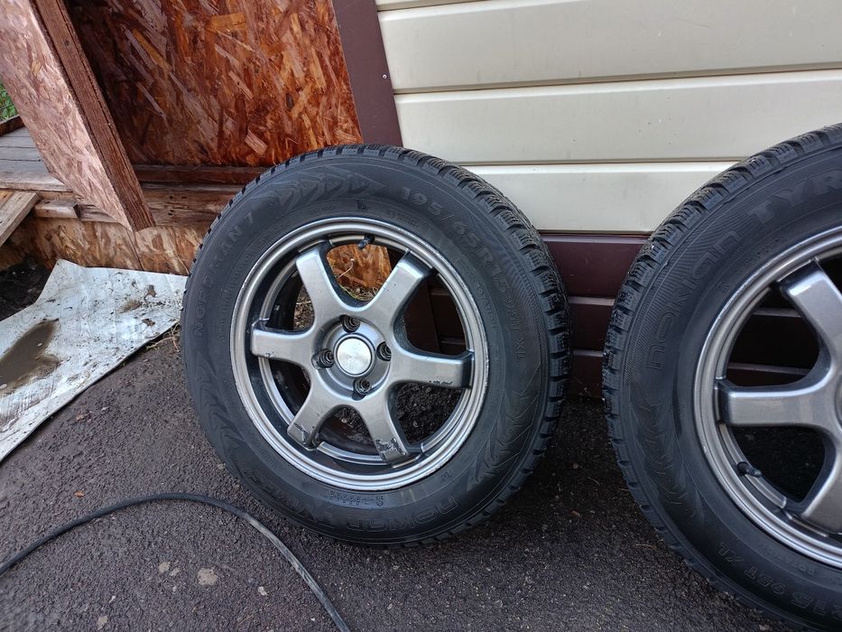 Продам зимние шины R15