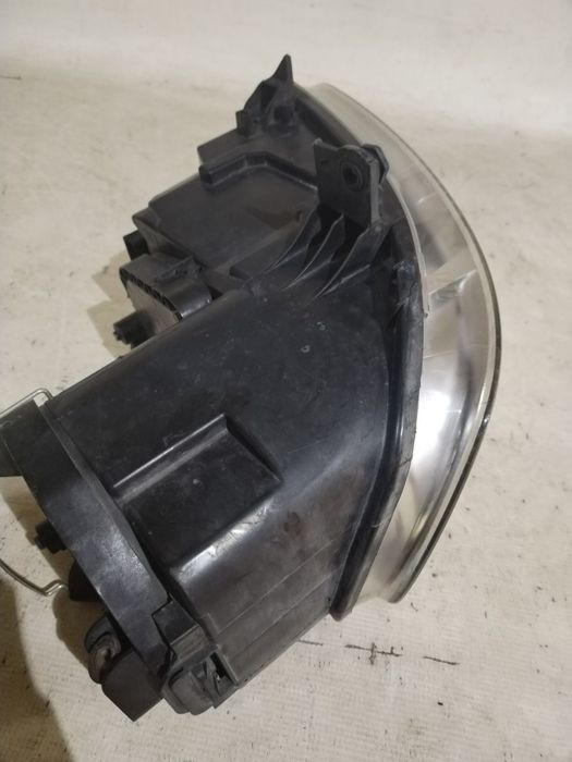 Far stanga VW Touran, 2003, 2004, 2005, 2006, cod origine OE 2K0941005B.