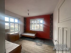 Продава се Етаж от къща в Средец - 85 кв.м за 348 €/кв.м - Снимка #11