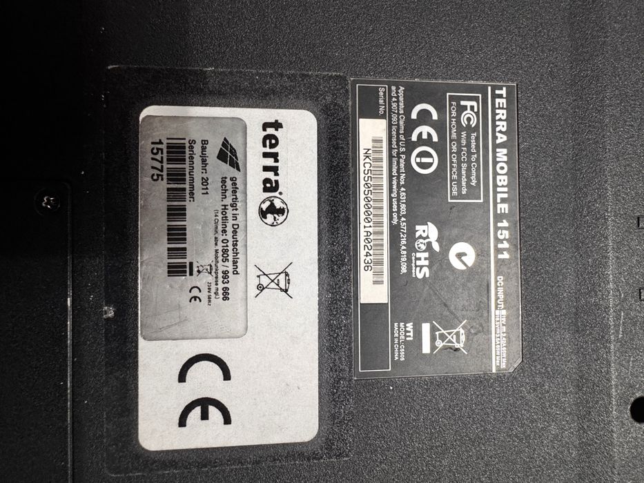 Laptop Terra Mobile 1511 – funcționează perfect