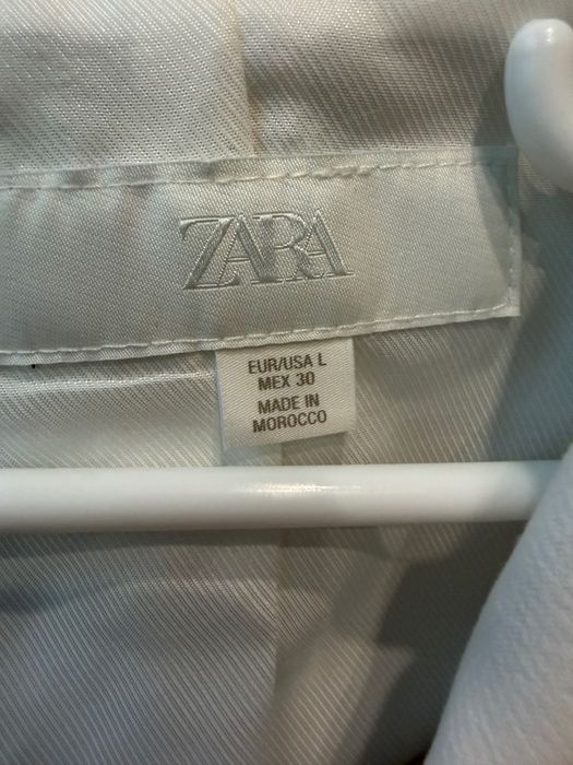 Продавам комплект на Зара