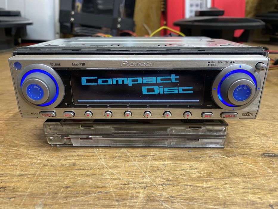 Cd player auto Pioneer ANH P 9R fata aluminiu