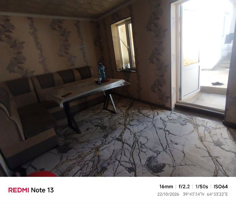 Buxoro viloyati Kogon shahrida hovli sotiladi. 2 sotix maydonga ega.