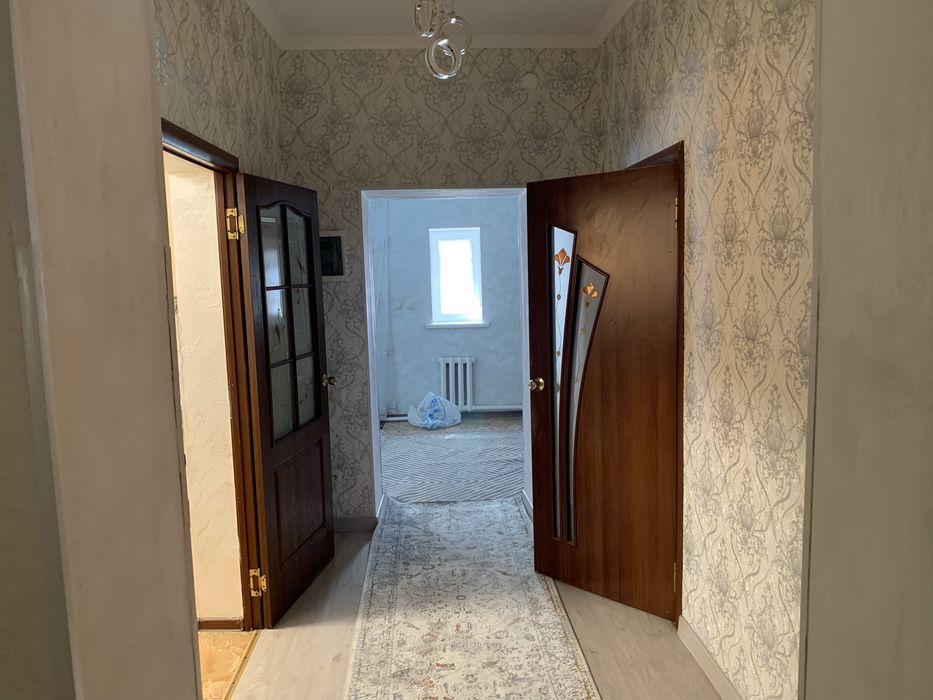 Үй сатылады орталықтан 5 бөлмелі