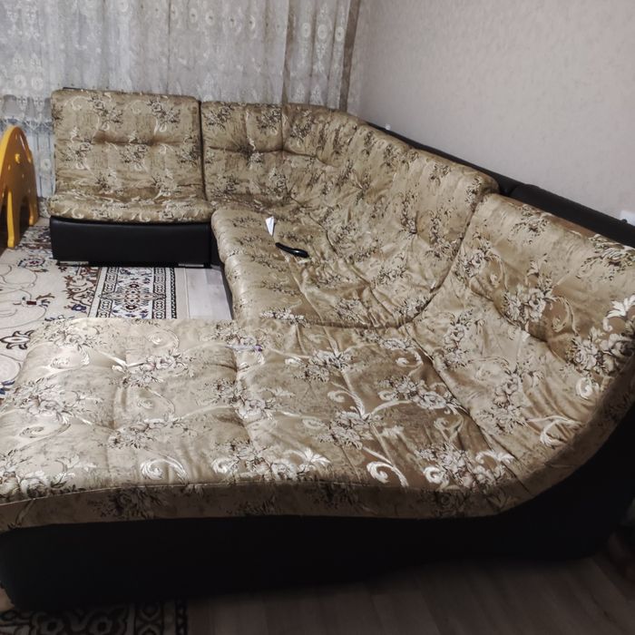 Классный диван очень удобный