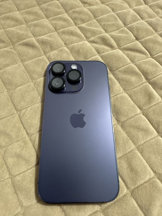 Продам Айфон 14 про в отличном состоянии