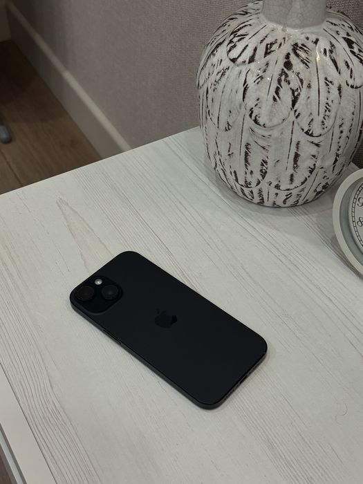 продам айфон15 , 128гб