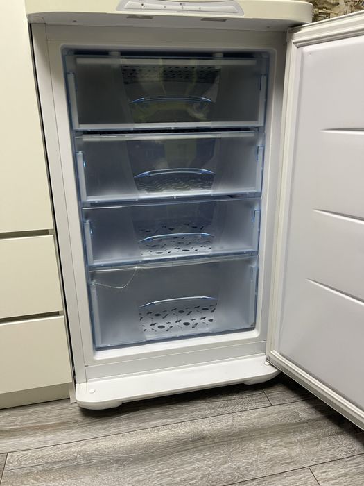 Морозильная камера , бирюса .