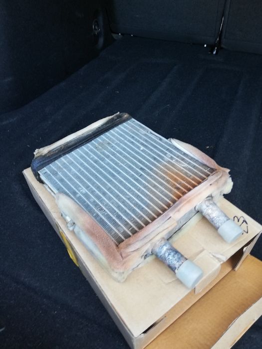 Радиятор печки на Приору