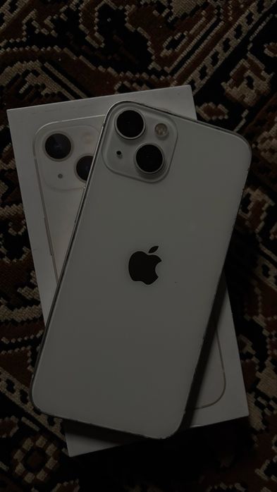 Айфон 13 128гб..