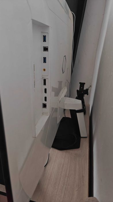 Монитор Samsung 43 дюйма