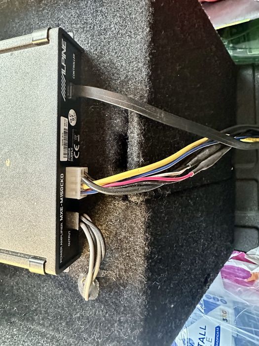 Pachet navigatie plus subwoofer alpine