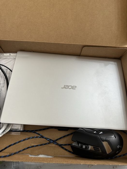 Ноутбук acer swift