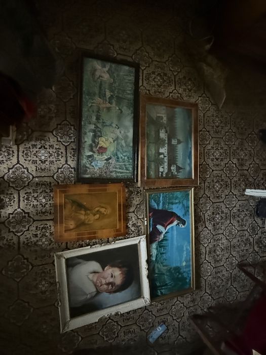 Vand covoare vechi! Mai multe detali in privat