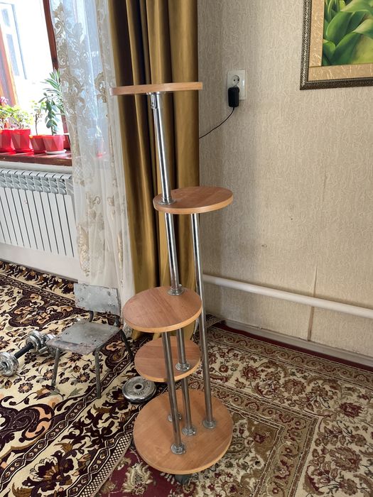 Подставка под цветы