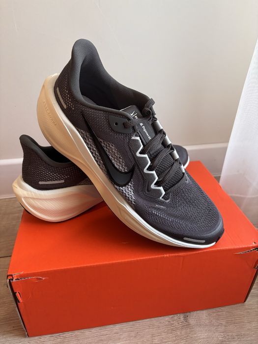 Обувки  Nike air zoom PEGASUS 41 и Adidas lightblaze j