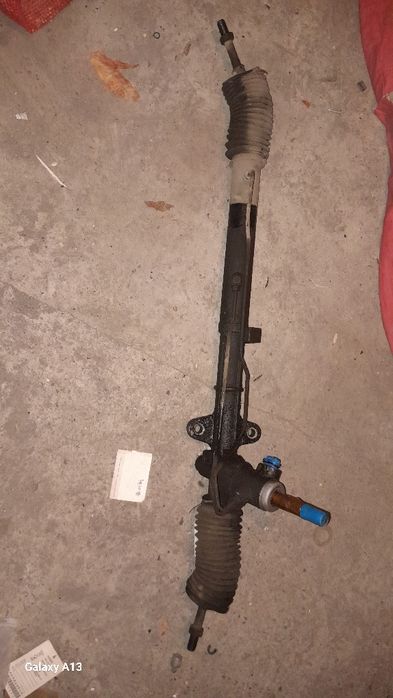 Продам рулевую рейку