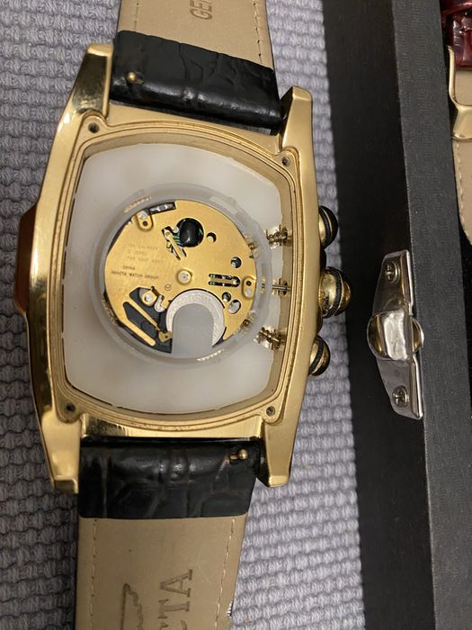 Ceas invincta placat aur