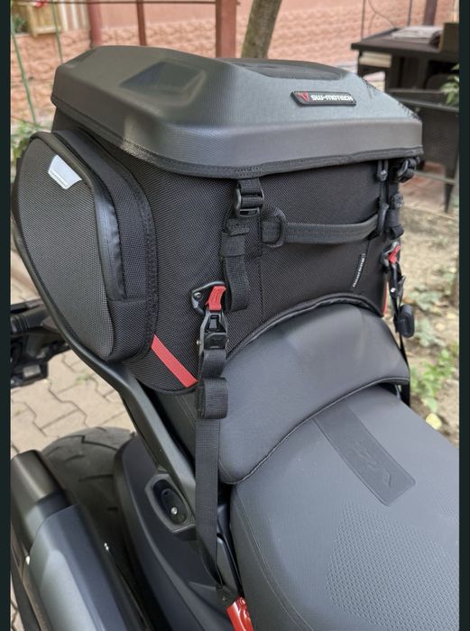 Vând geantă sw -motech  22-34L