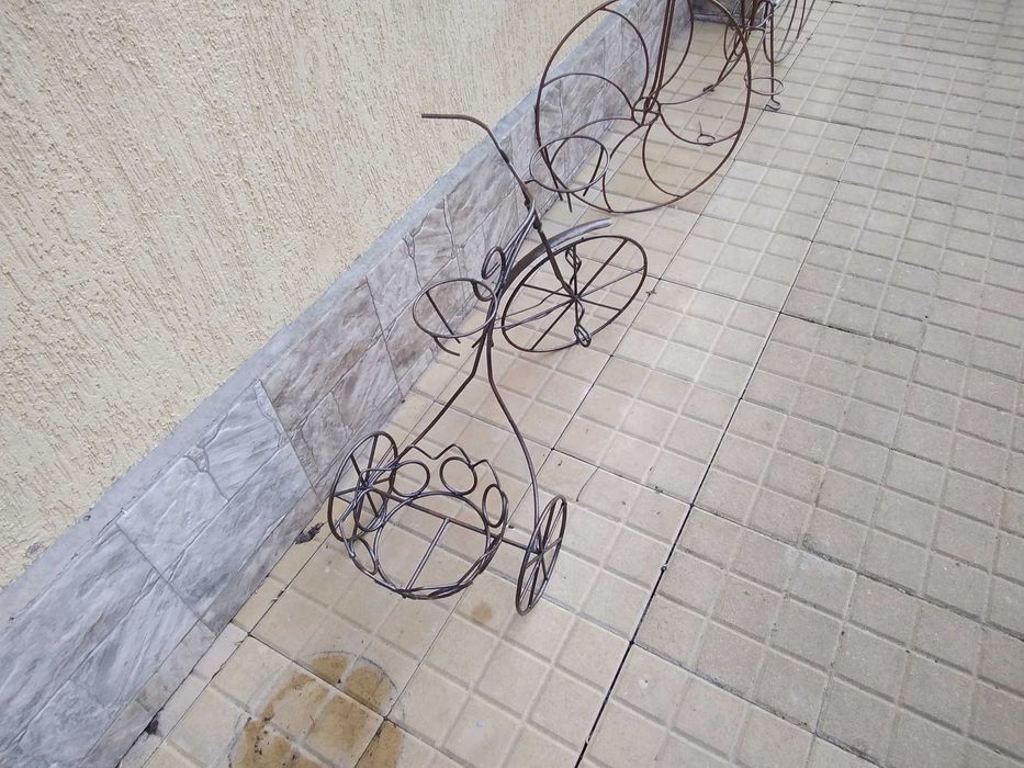 Цветарник колело