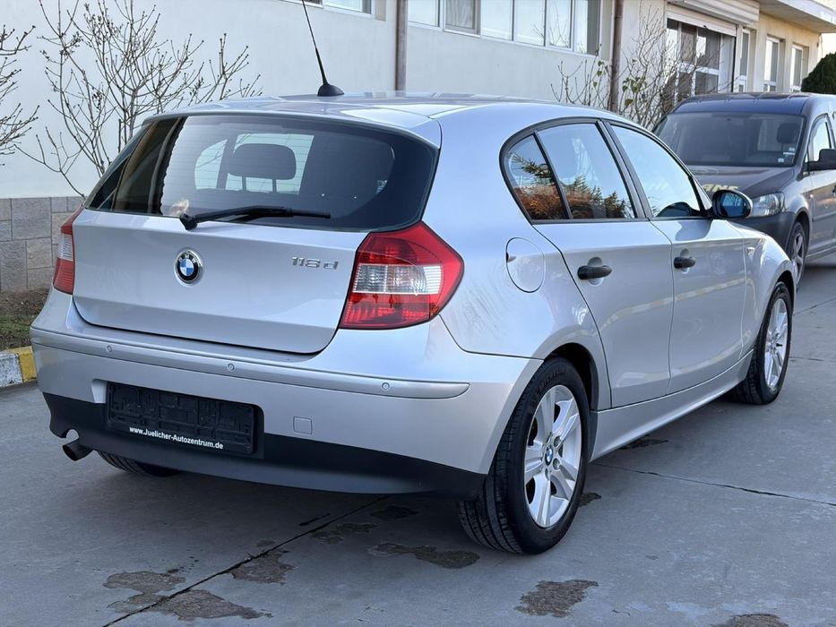 Продавам Bmw 118D 122кс