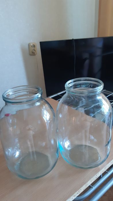 Продам  стеклянные  банки