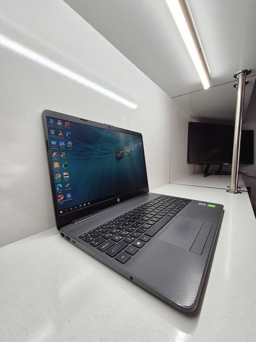 HP Core i5-1035G1 Nvidia MX330 2GB  8/256gb