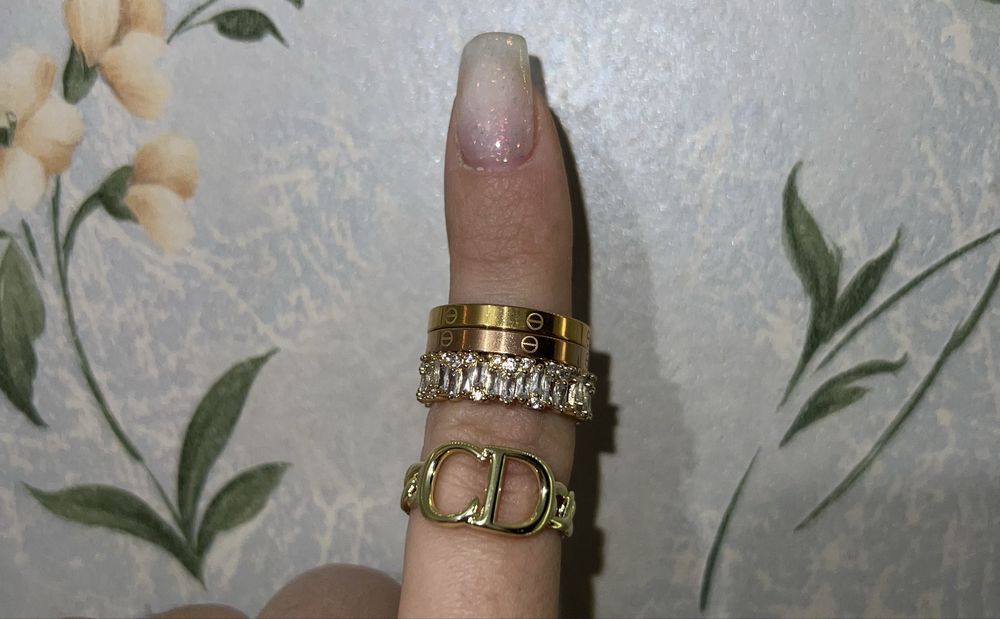 Продам украшения