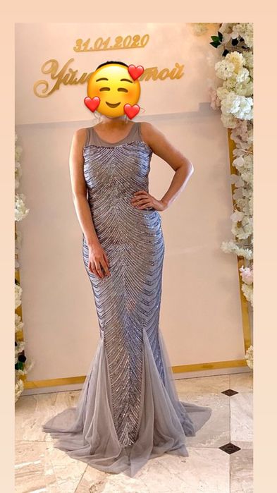 Вечернее платье