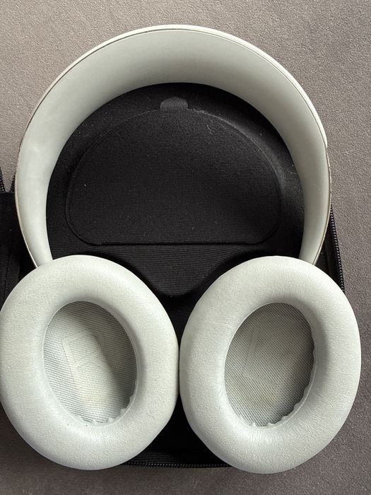 Наушники Bose 700