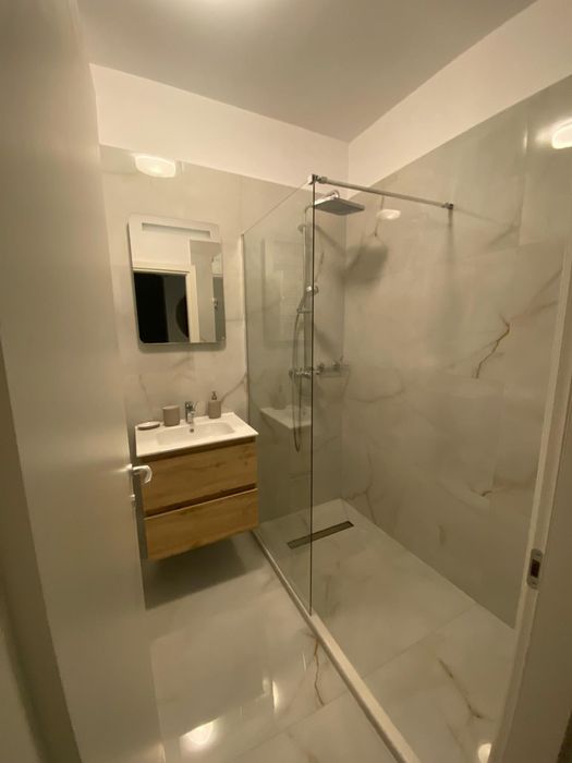 Închiriez garsonieră Grozăvești