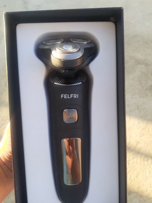 Бритва электрическая из росси